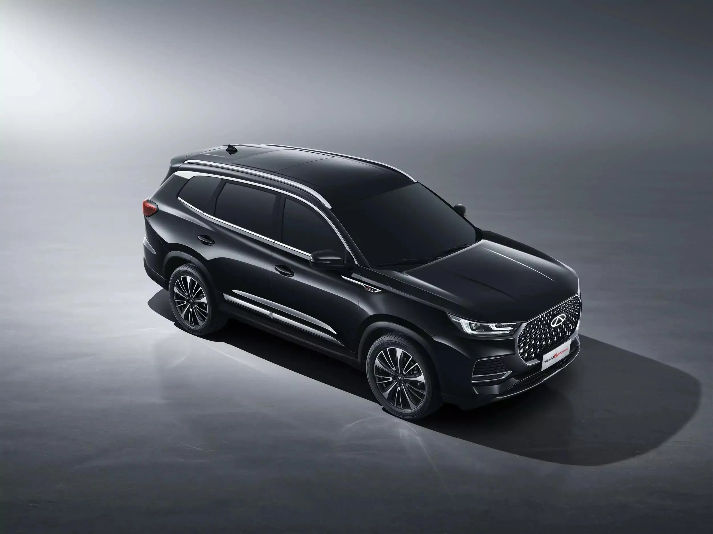 Enjoy Your First Class with the New TIGGO 8 PRO